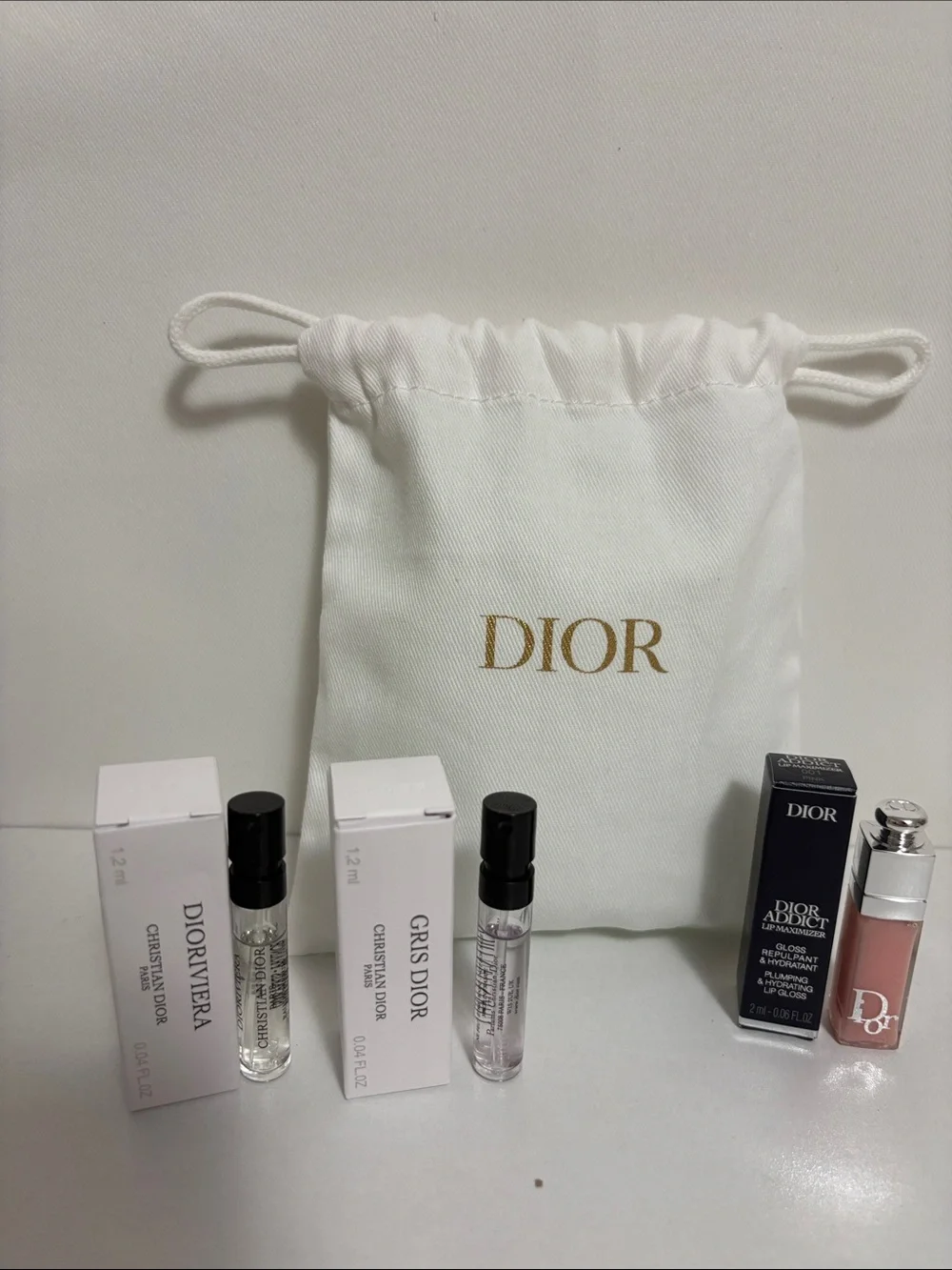 Dior Addict Lip Maximizer Mini in Soft Pink with Fragrance Samples & Pouch